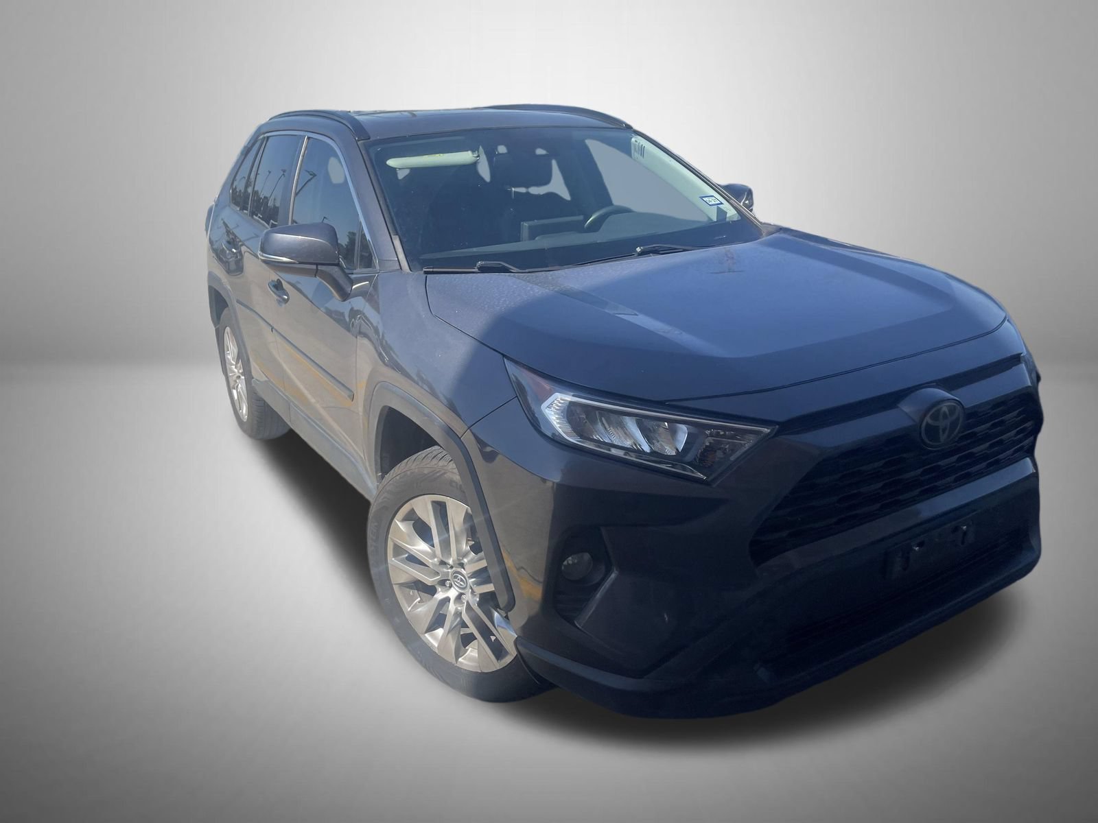 Used 2020 Toyota RAV4 XLE Premium w/ All Weather Liner Package AWD/4WD image 6