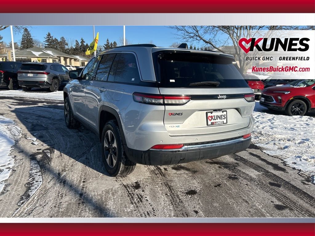 Used 2024 Jeep Grand Cherokee Limited 4xe image 9