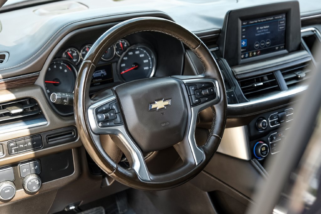 Used 2023 Chevrolet Tahoe LS RWD image 11