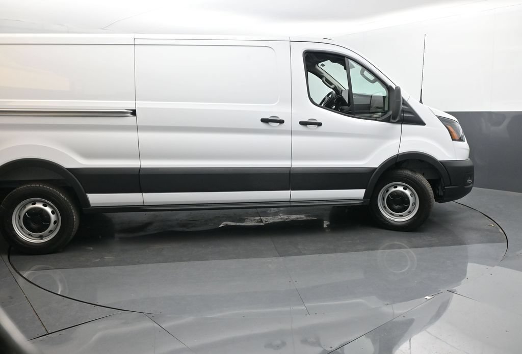 New 2026 Ford Transit 250 Low Roof RWD image 24