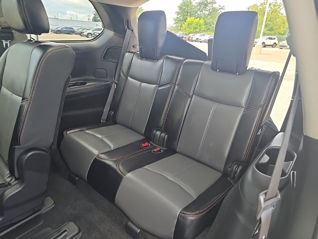 Used 2020 Nissan Pathfinder SL image 7