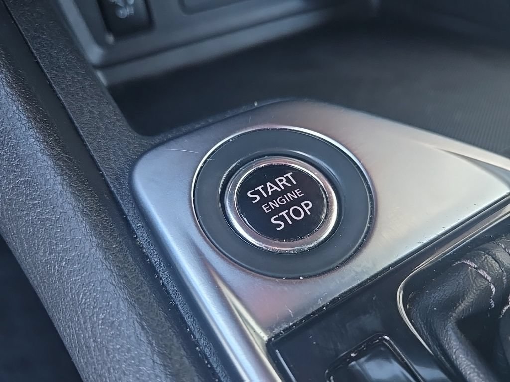 Used 2024 Nissan Sentra SV FWD image 25