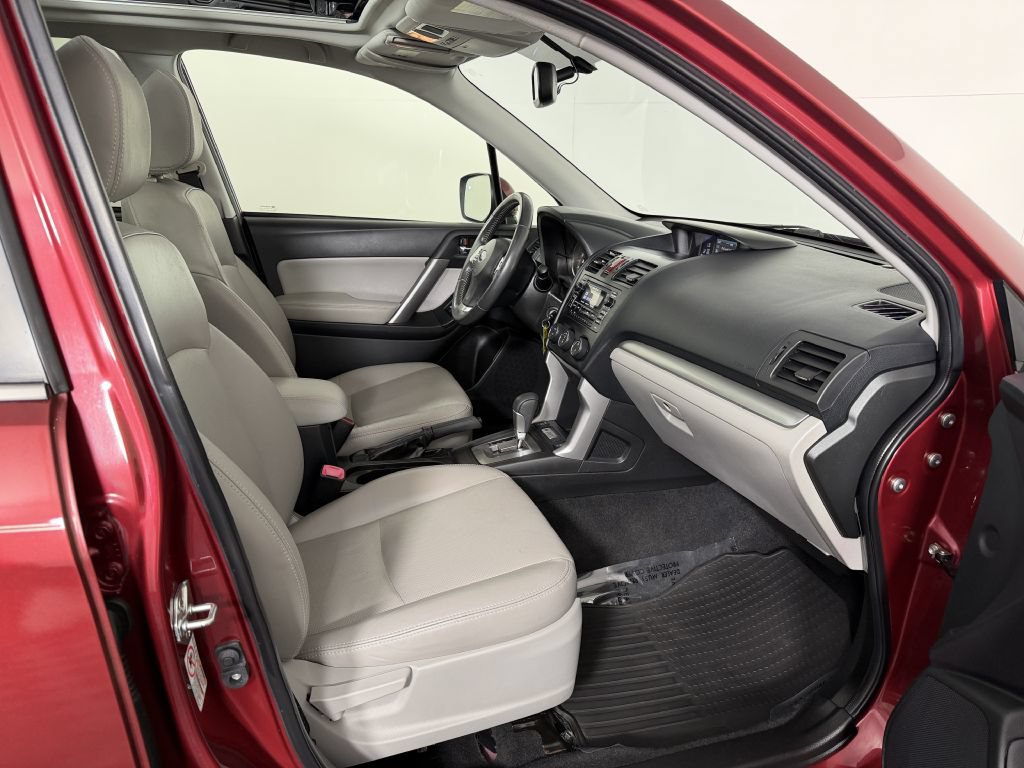 Used 2014 Subaru Forester 2.5i Limited AWD/4WD image 24