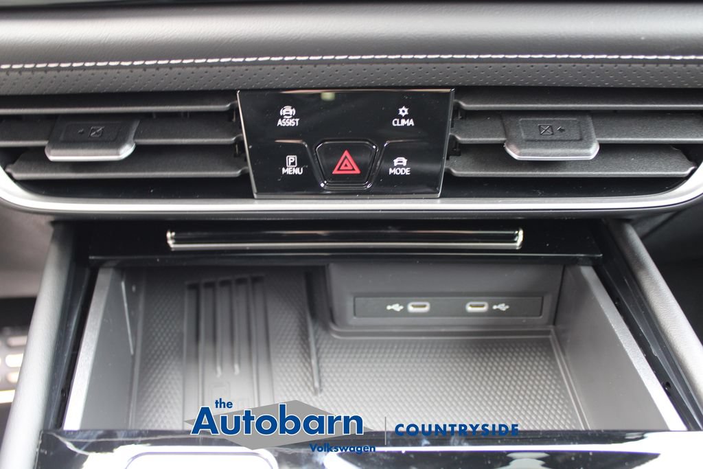 New 2026 Volkswagen Atlas Cross Sport SEL R-Line AWD/4WD image 16