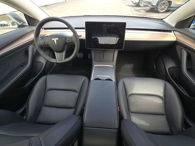 Used 2023 Tesla Model 3 Standard Range image 12