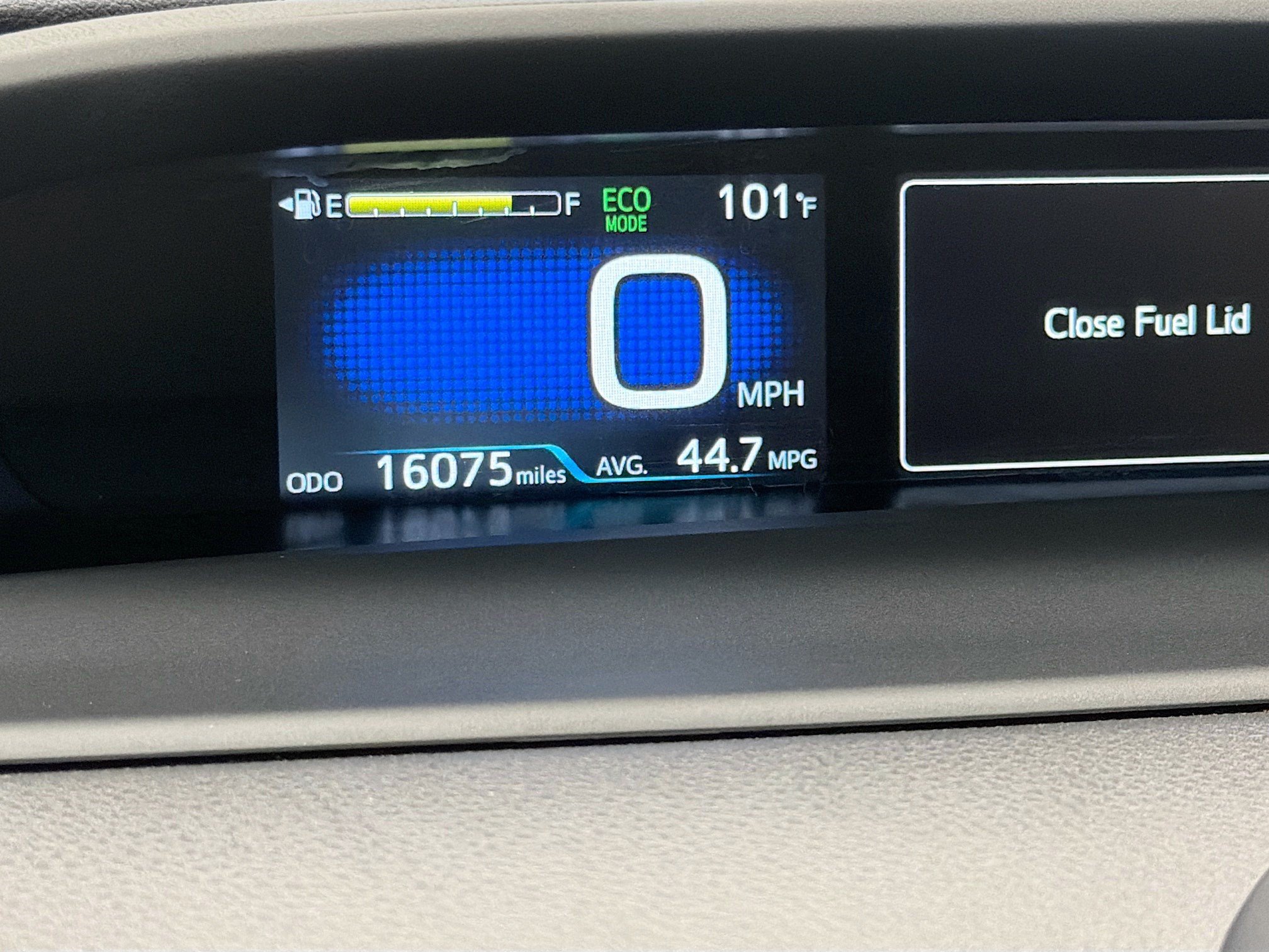 Used 2020 Toyota Prius Prime XLE FWD image 8