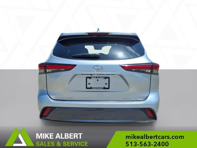 Used 2022 Toyota Highlander Limited AWD/4WD image 6