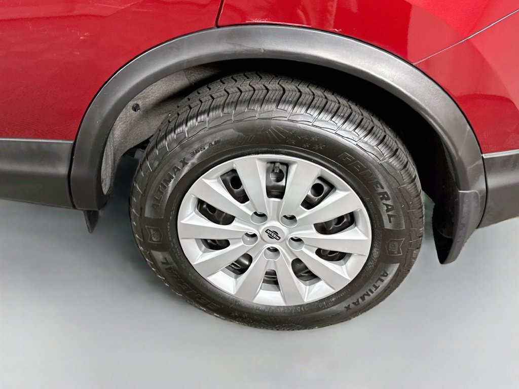 Used 2020 Nissan Rogue Sport S AWD/4WD image 32