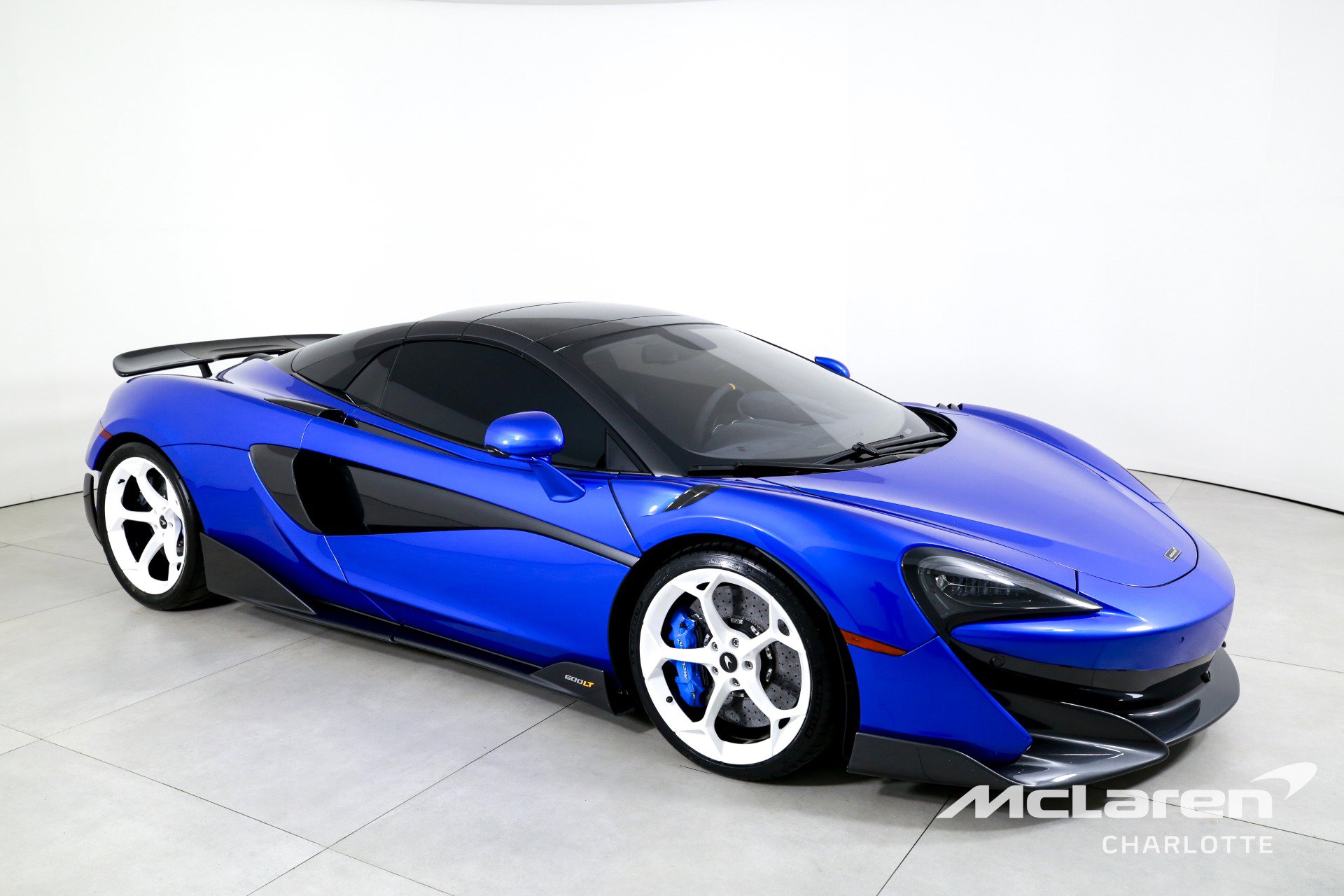 Used 2020 McLaren 600LT Spider image 3
