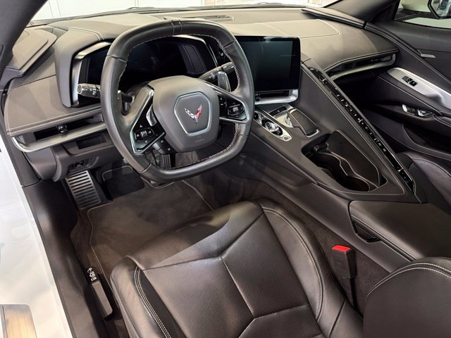 Used 2022 Chevrolet Corvette Stingray Coupe w/ 1LT RWD image 29