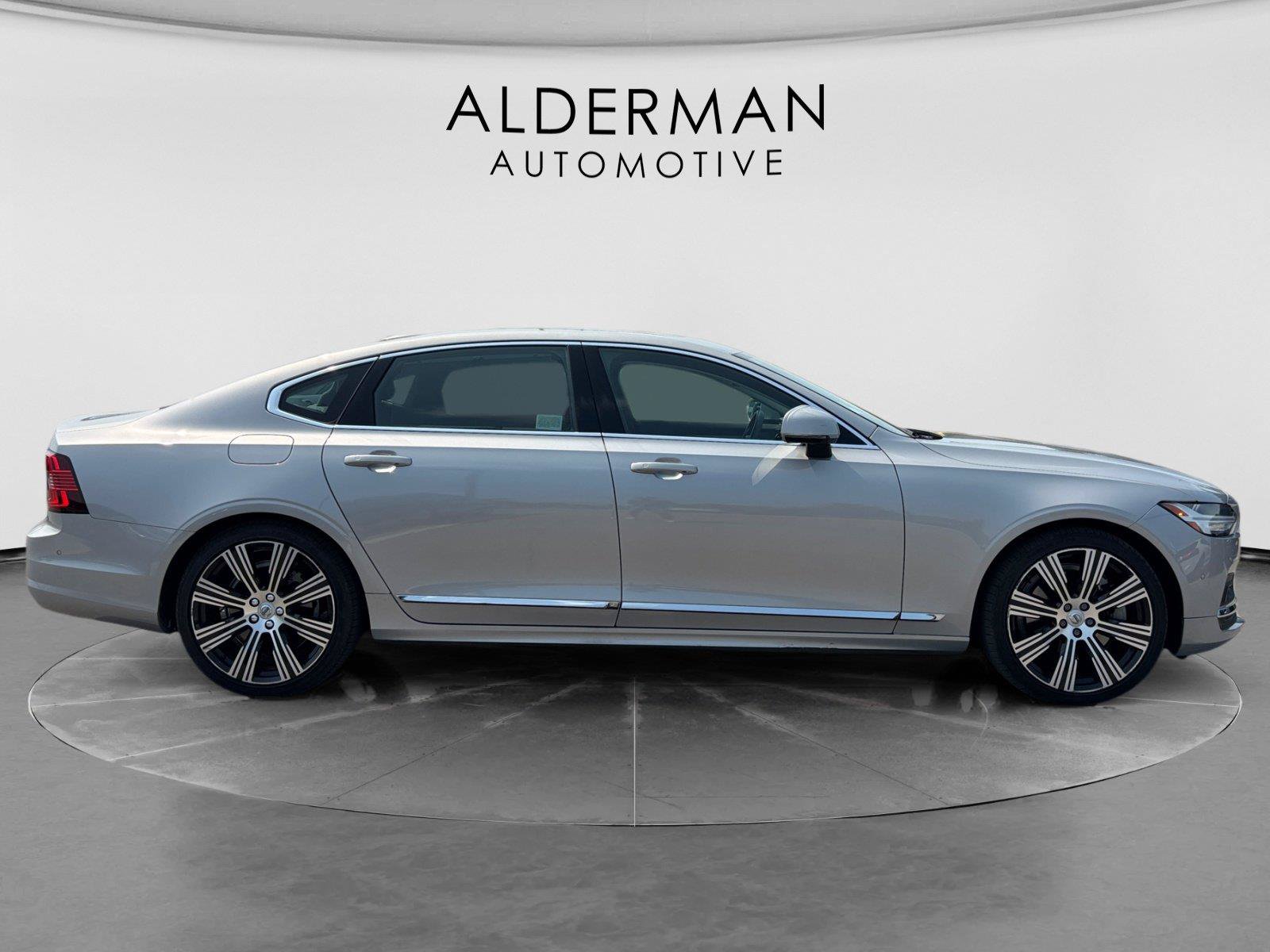 Used 2023 Volvo S90 B6 Ultimate w/ Lounge Package AWD/4WD image 6