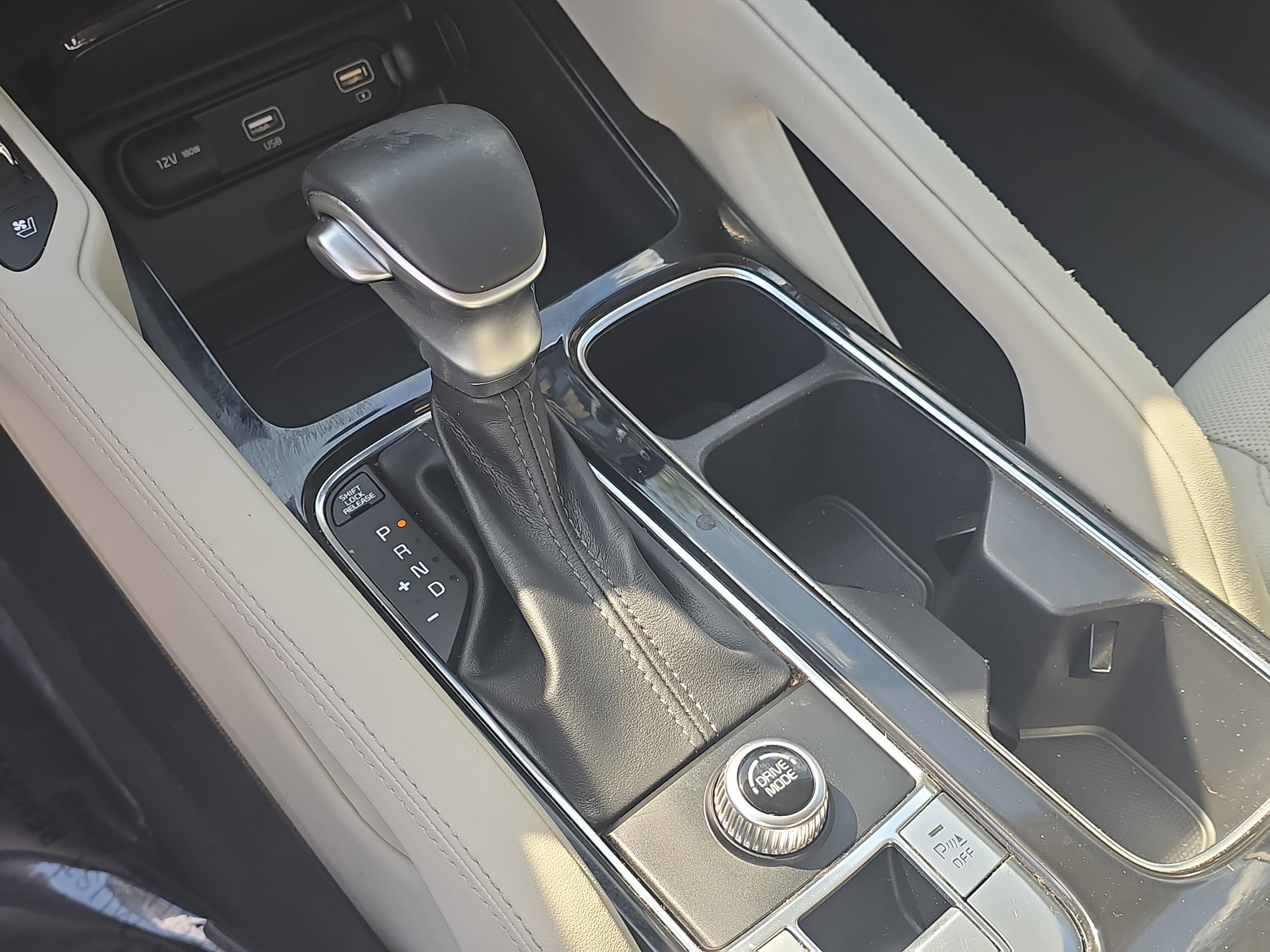 Used 2020 Kia Telluride EX FWD image 29