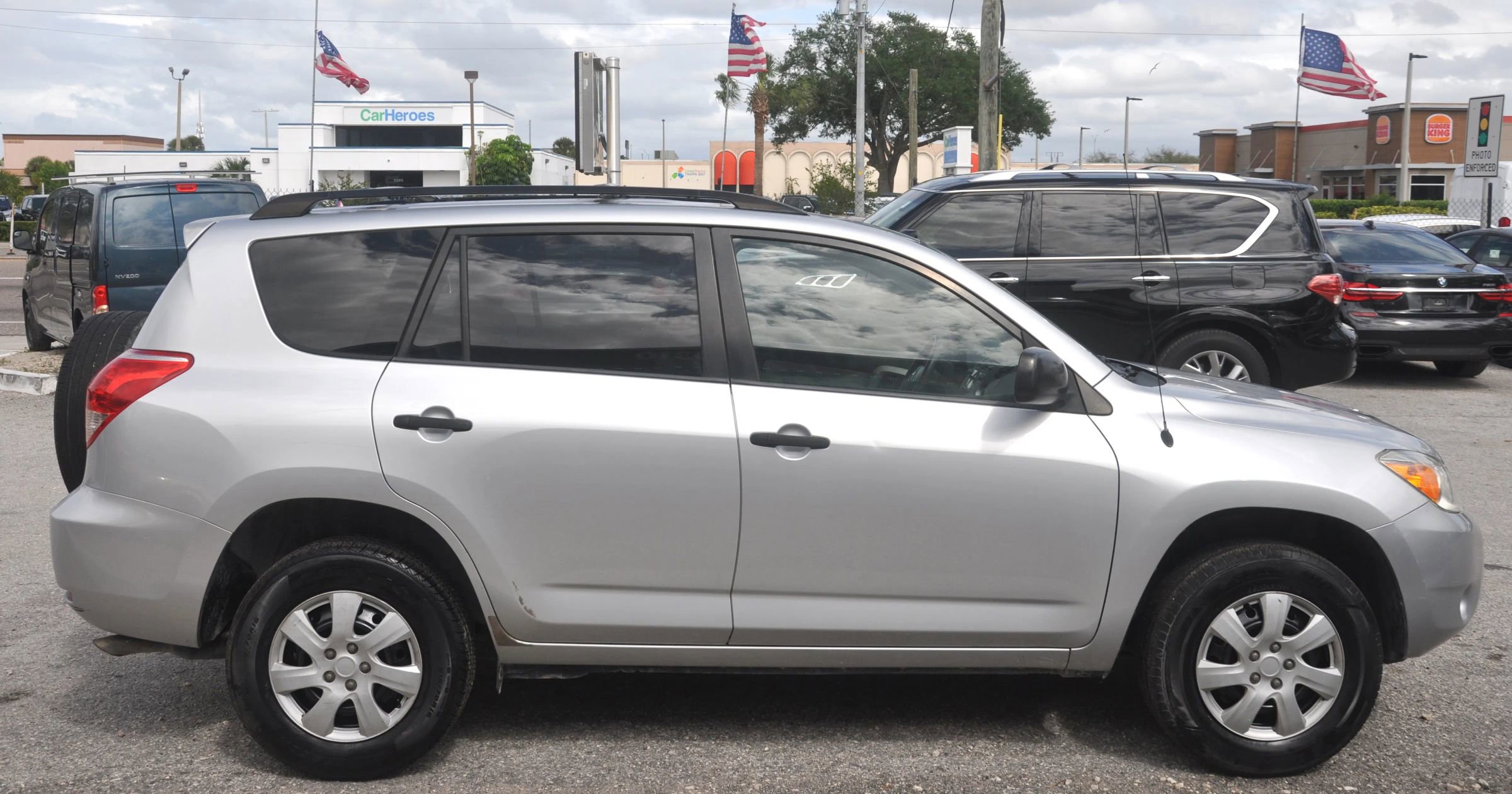 Used 2007 Toyota RAV4 2WD image 3