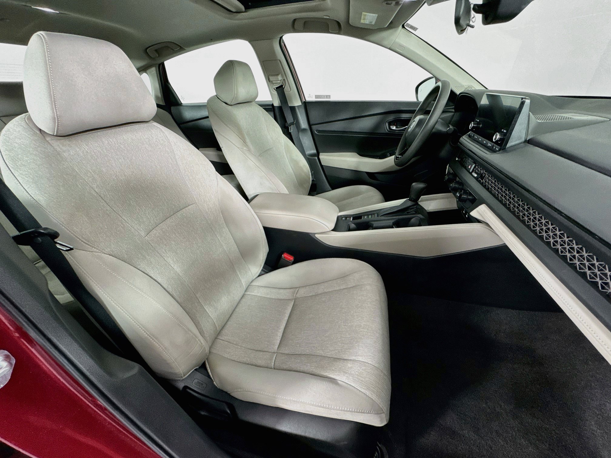 Certified 2024 Honda Accord EX image 27