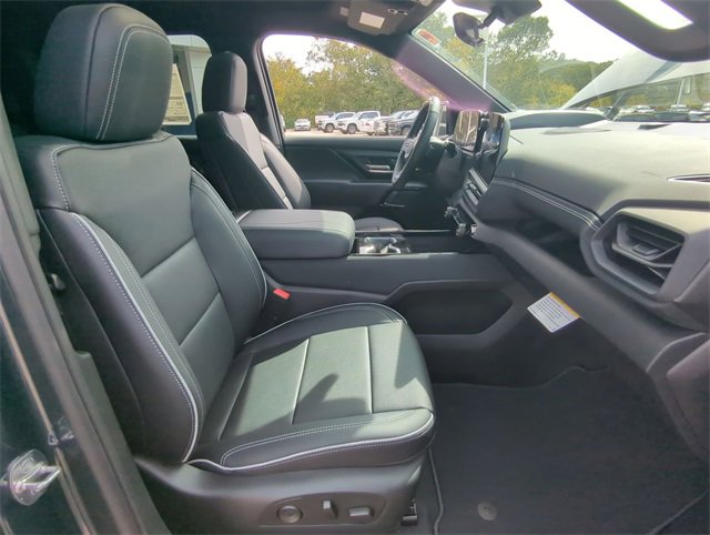 New 2026 Chevrolet Silverado EV LT w/ Premium Package image 28