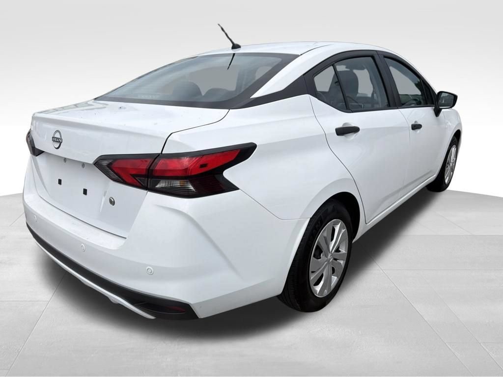 Used 2025 Nissan Versa S FWD image 20