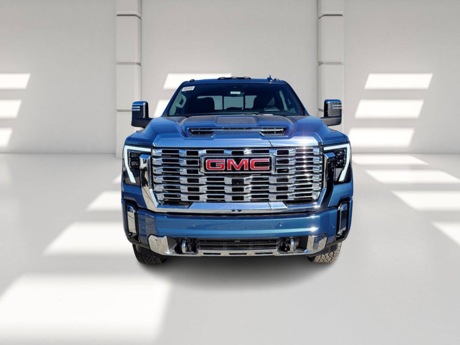 New 2026 GMC Sierra 2500 Denali w/ Denali Reserve Package image 2