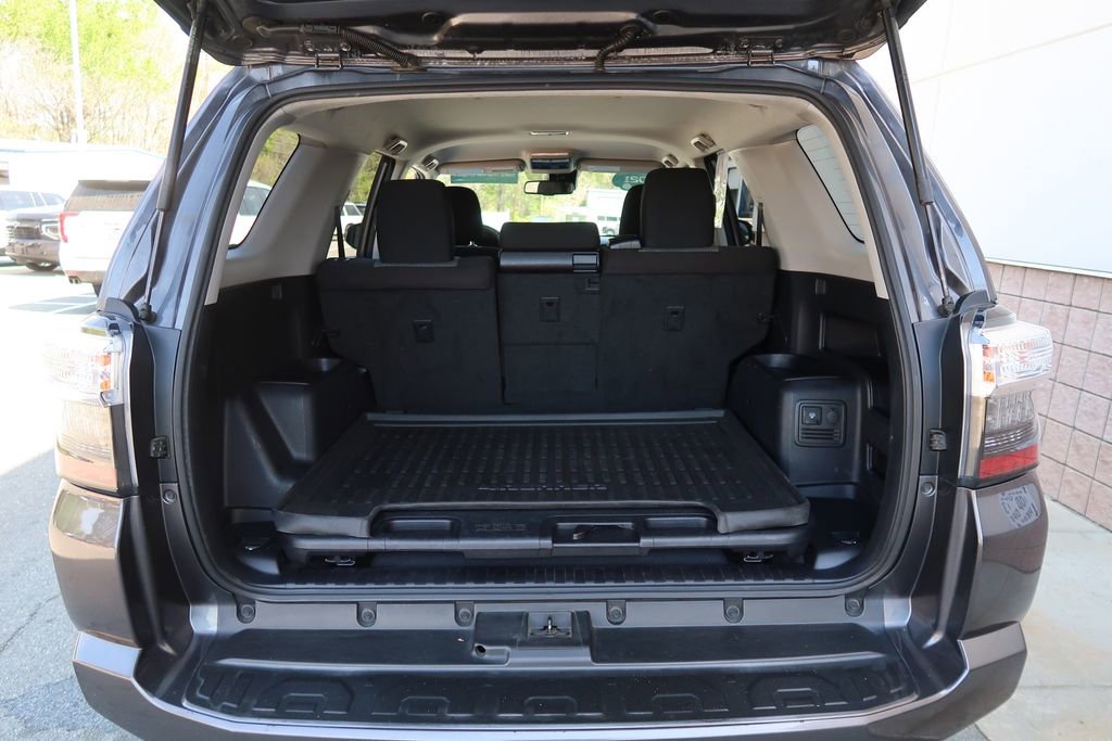Used 2021 Toyota 4Runner SR5 image 32