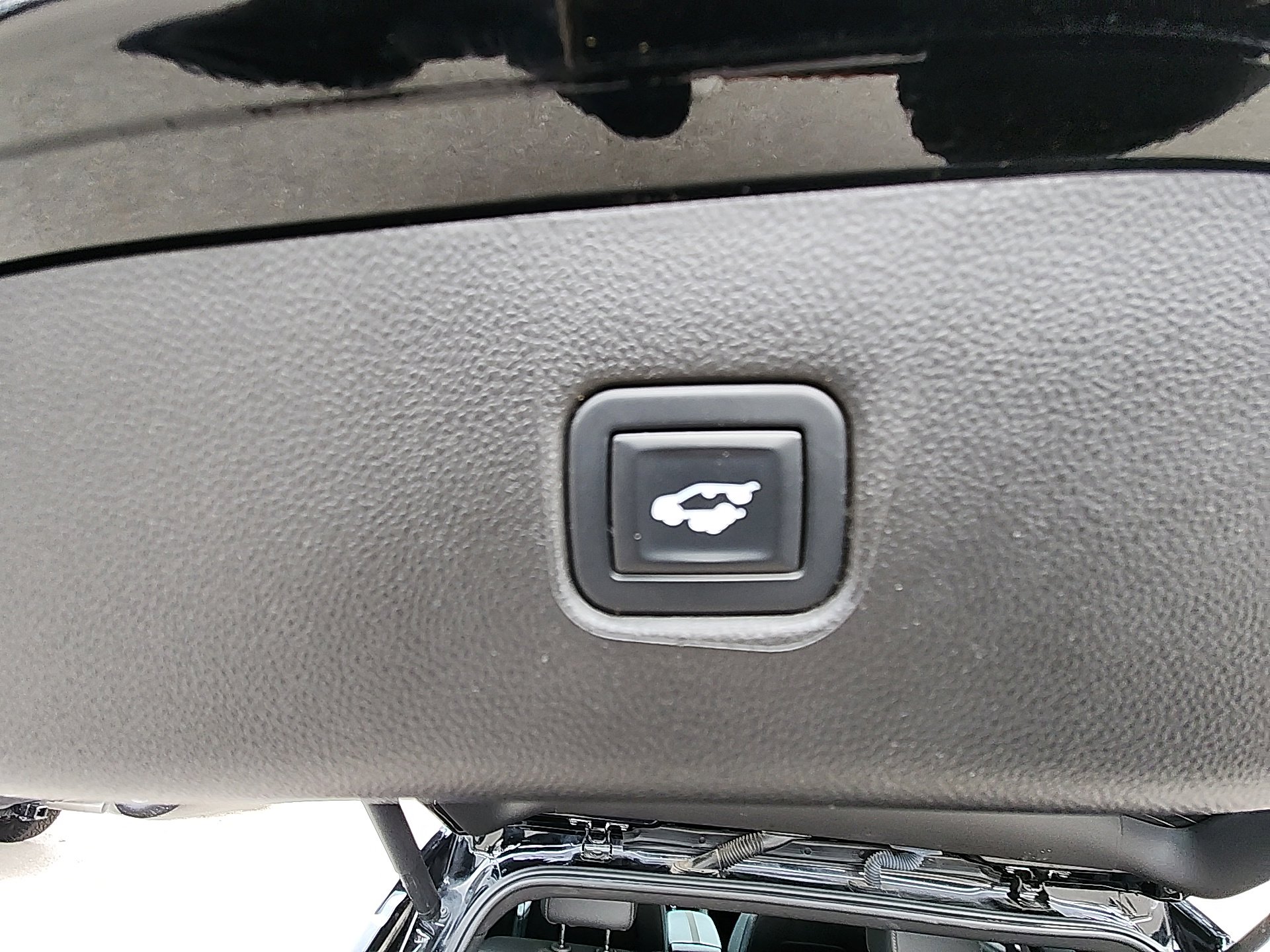 Certified 2022 Chevrolet Blazer Premier w/ Driver Confidence II Package image 33