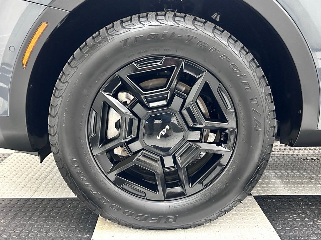 Used 2024 Kia Sorento SX Prestige image 8
