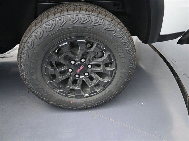 New 2026 GMC Canyon Elevation w/ Convenience Package image 14