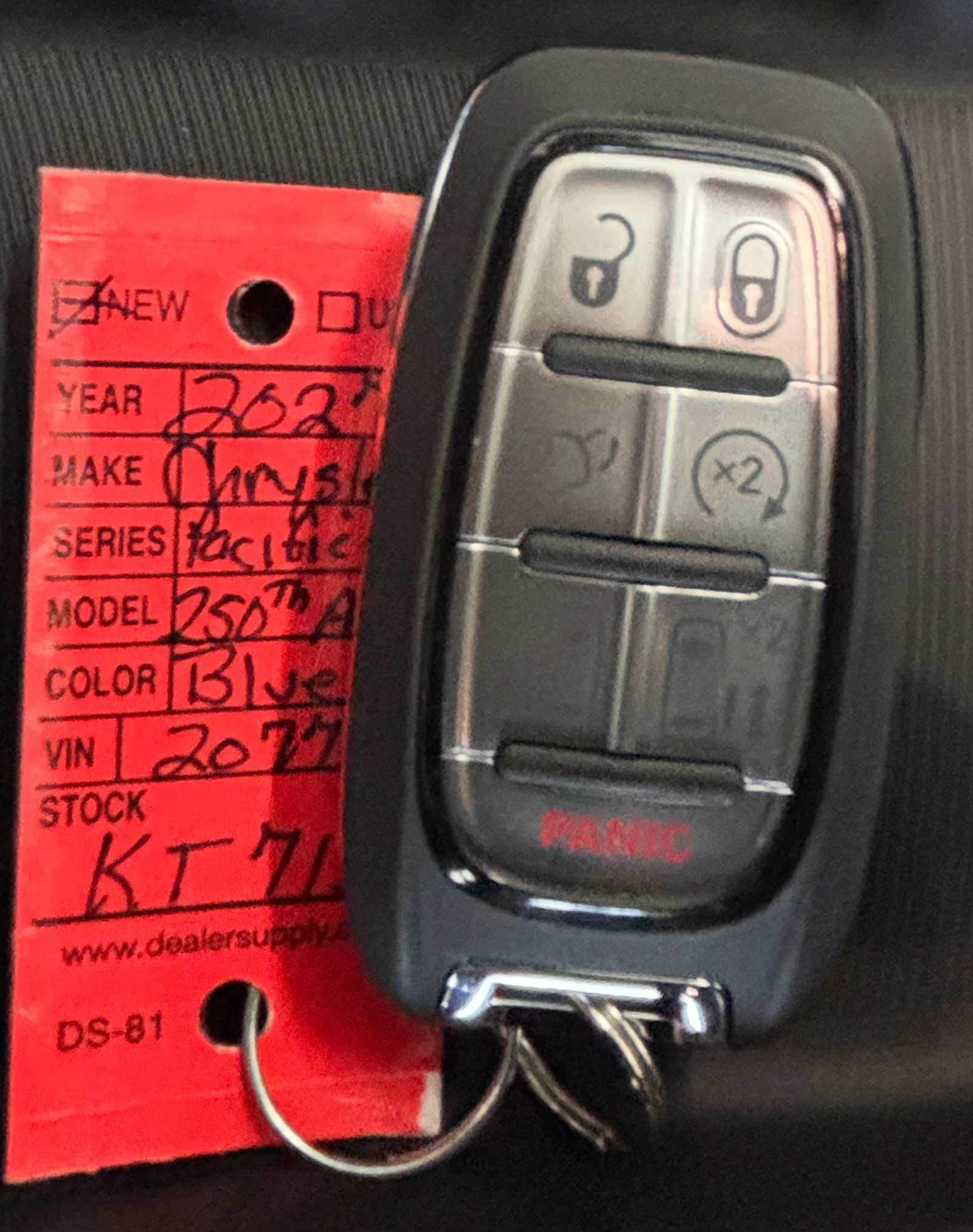 New 2027 Chrysler Pacifica Select FWD image 39