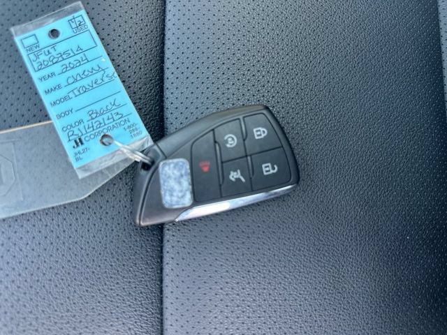 Used 2024 Chevrolet Traverse Z71 w/ Enhanced Driving Package AWD/4WD image 36