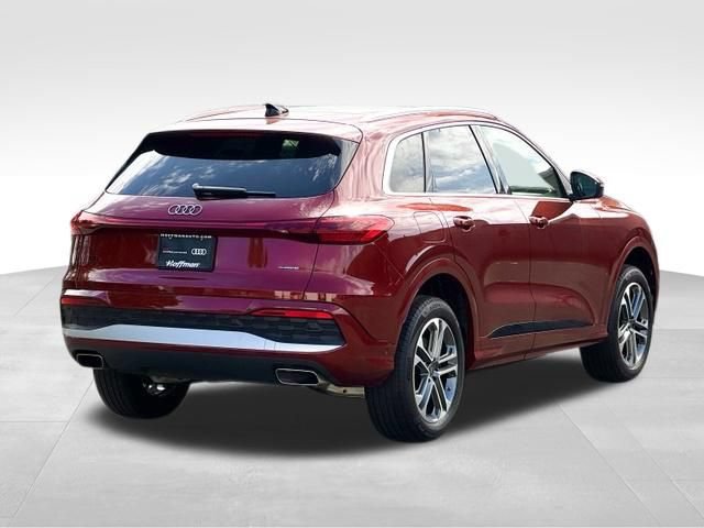 Certified 2025 Audi Q5 Premium w/ Premium Plus AWD/4WD image 8