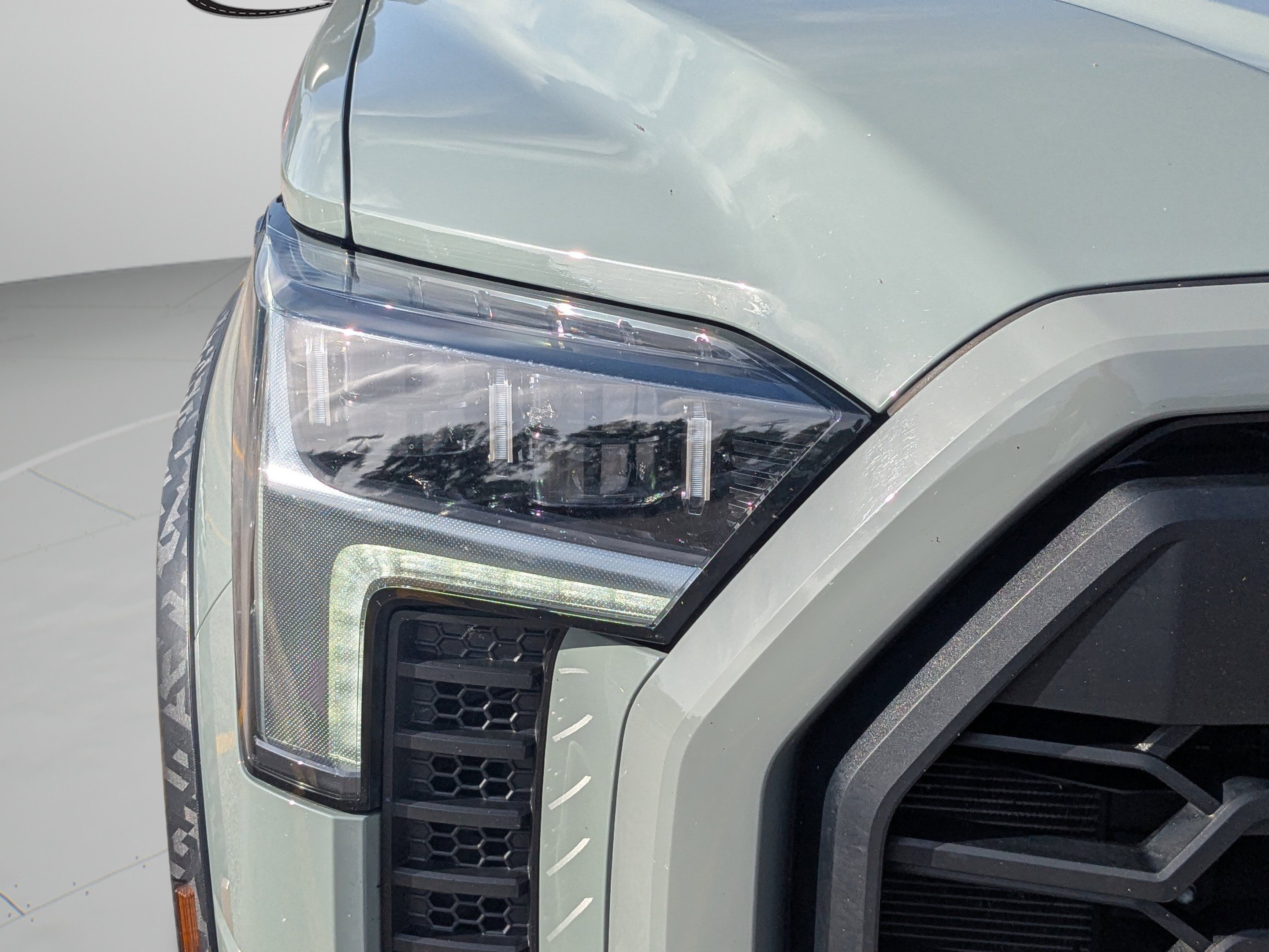 Used 2022 Toyota Tundra TRD Pro AWD/4WD image 32