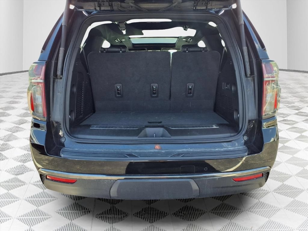 Certified 2022 Chevrolet Tahoe RST w/ Luxury Package AWD/4WD image 8