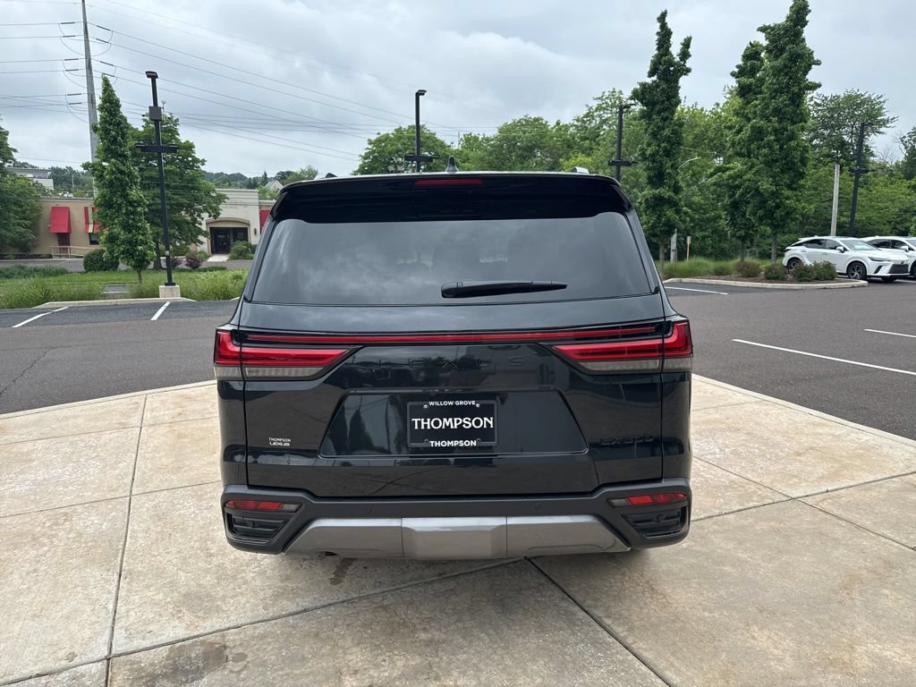 New 2026 Lexus LX 600 4WD w/ Luxury Package image 6