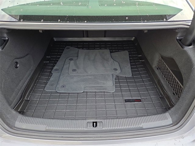 Used 2017 Audi A6 2.0T Premium image 28