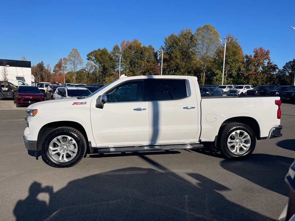 Used 2024 Chevrolet Silverado 1500 LTZ w/ Technology Package image 2