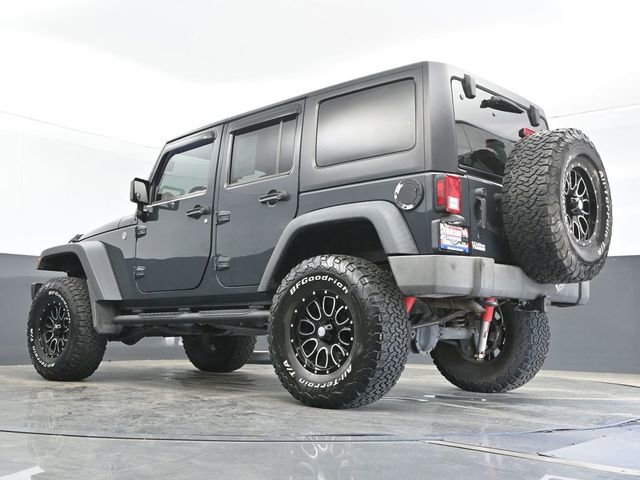 Used 2016 Jeep Wrangler Unlimited Rubicon w/ Connectivity Group image 21