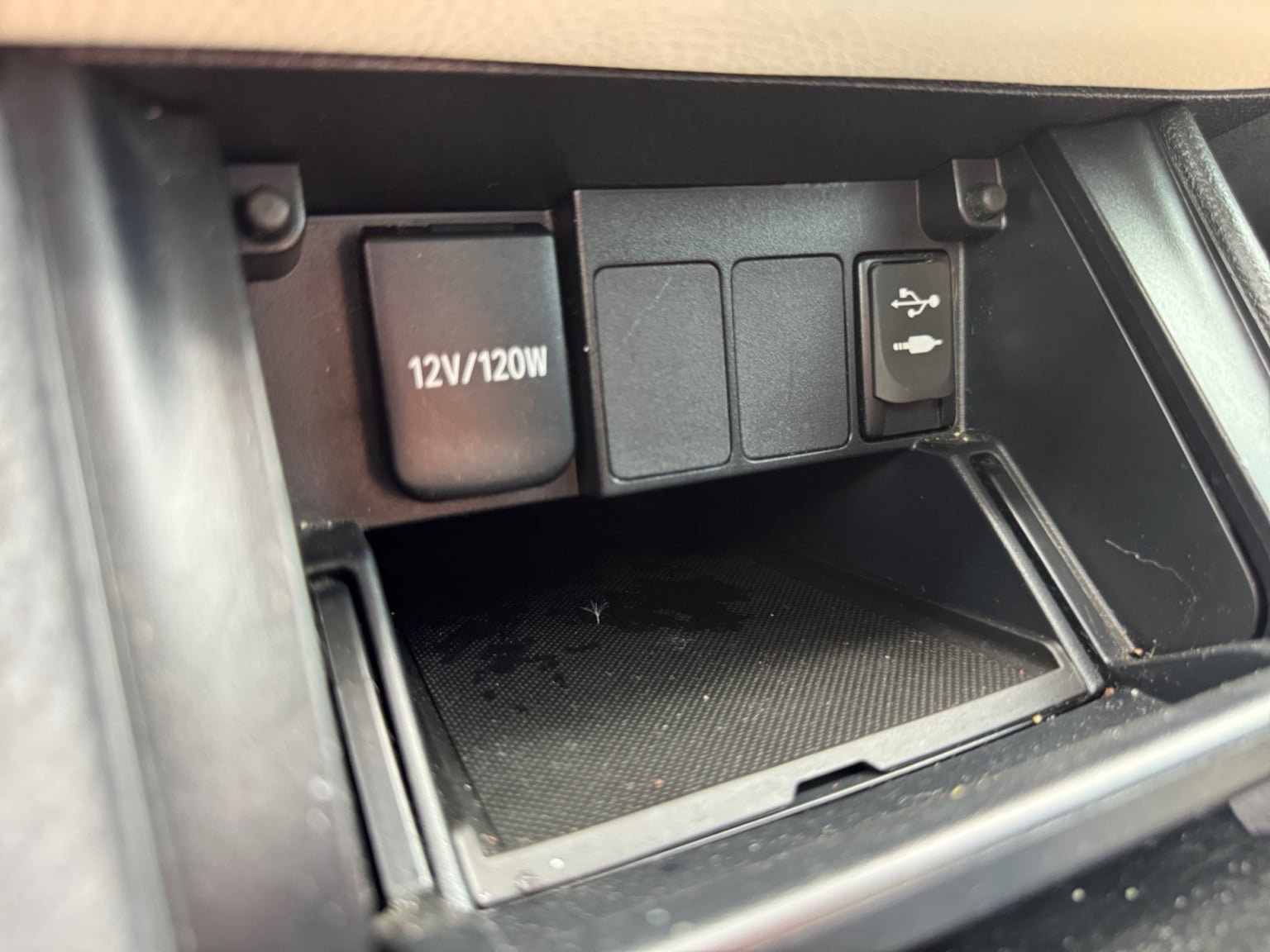 Used 2018 Toyota Corolla iM w/ Carpet Mat Package (TMS) FWD image 22