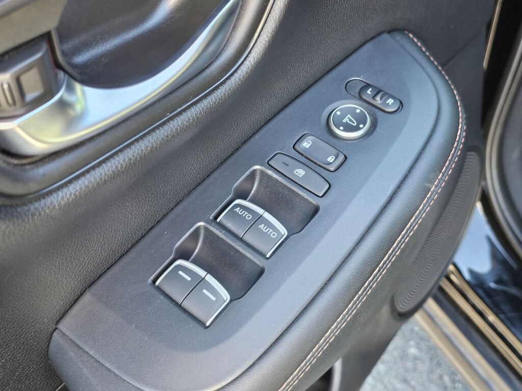 Used 2024 Honda HR-V Sport image 19