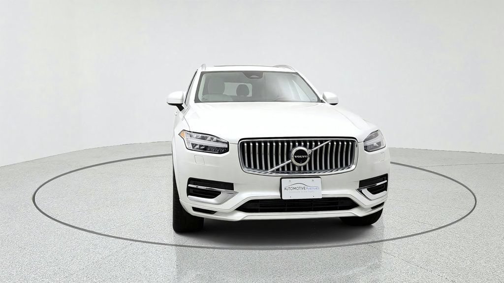 Used 2024 Volvo XC90 T8 Ultimate w/ Protection Package Premier AWD/4WD image 2