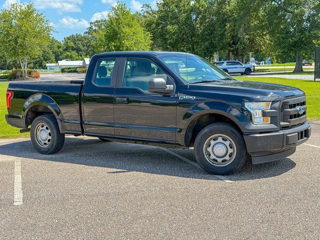 Used 2017 Ford F150 XL w/ Equipment Group 101A Mid