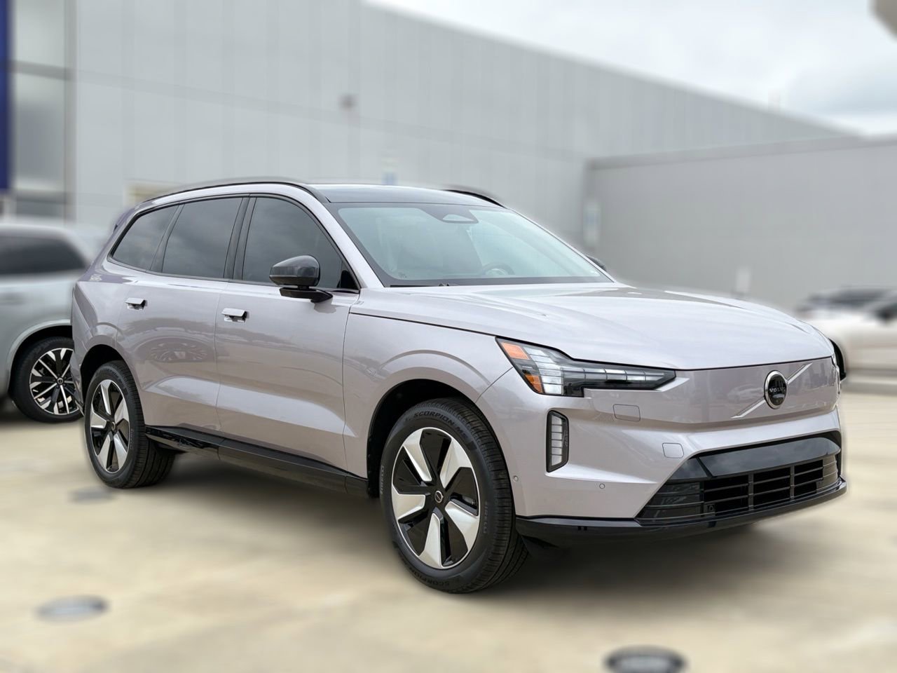 New 2026 Volvo EX90 Plus image 3