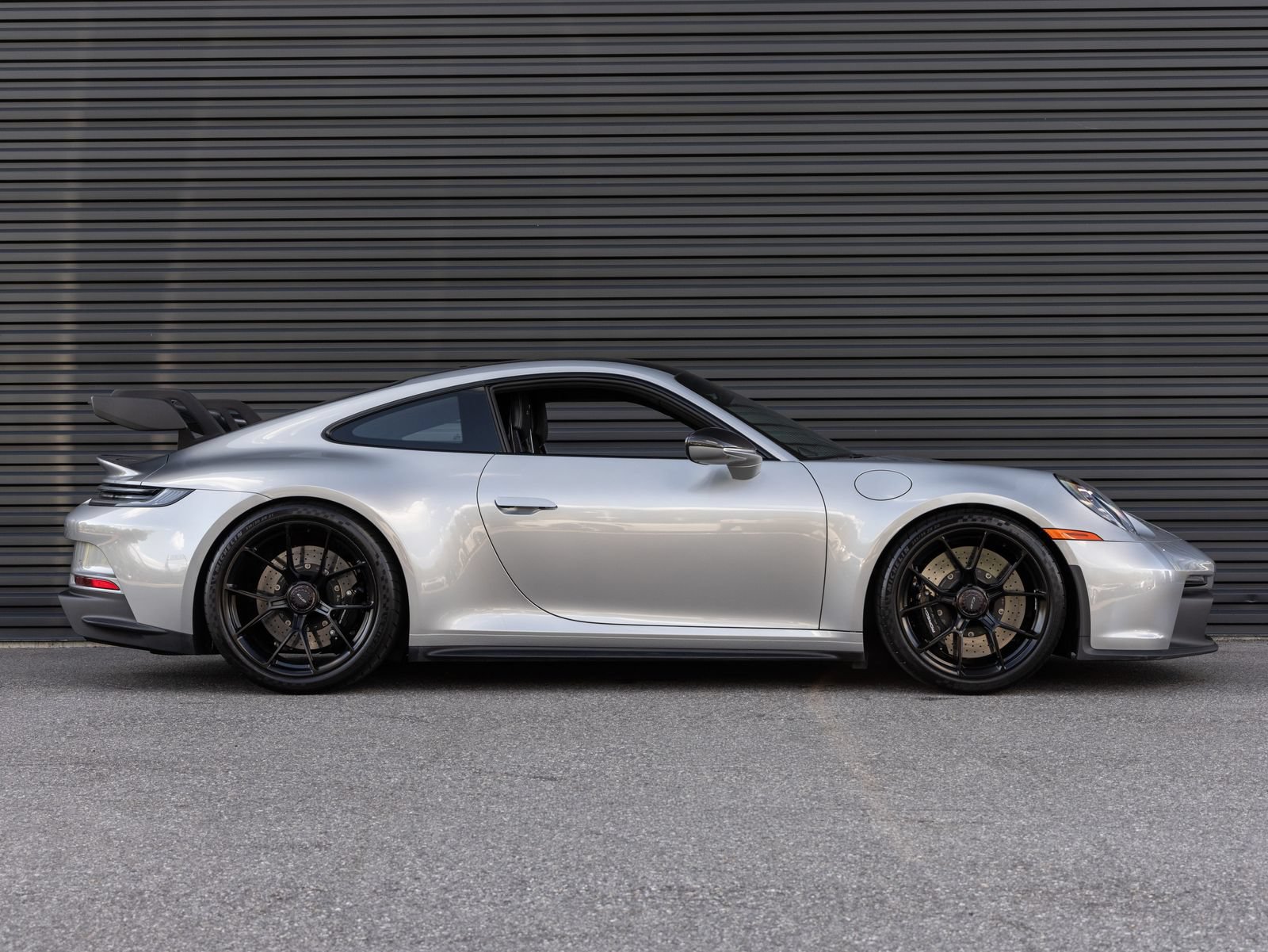 Certified 2024 Porsche 911 GT3 RWD image 8