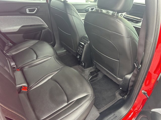 Used 2023 Jeep Compass Latitude image 23