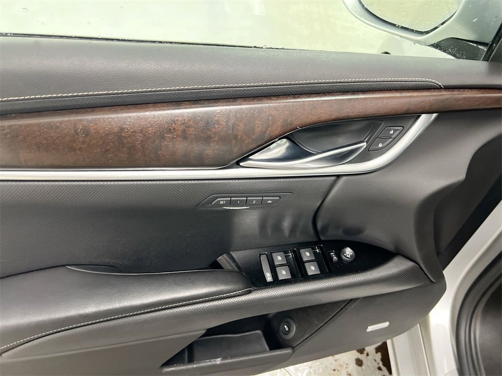 Used 2019 Cadillac XTS Premium Luxury image 21