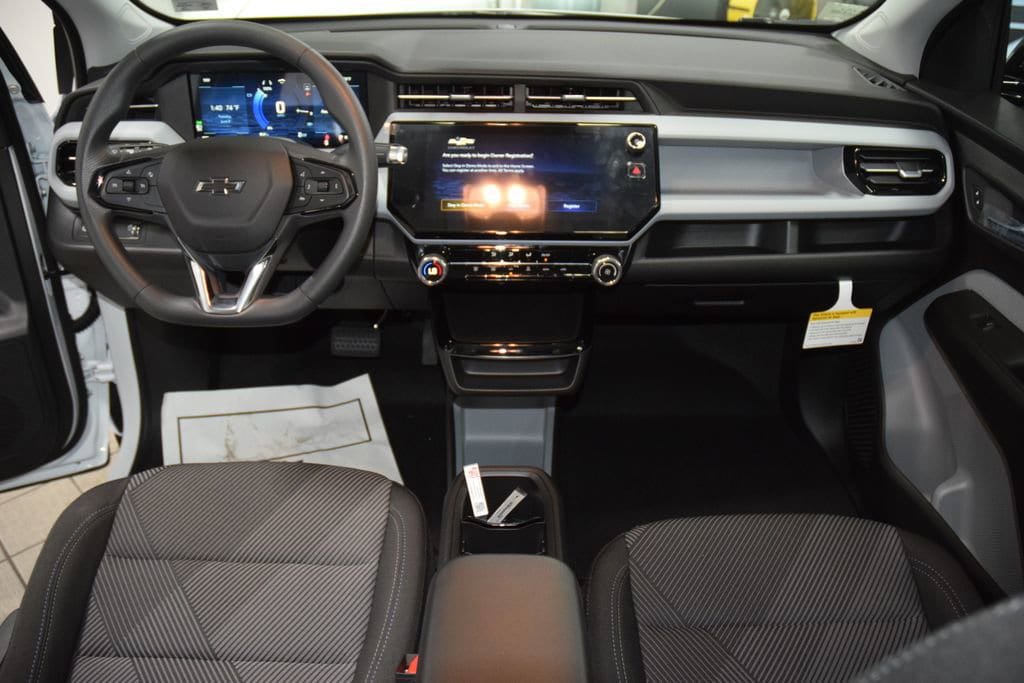 New 2027 Chevrolet Bolt LT FWD image 27