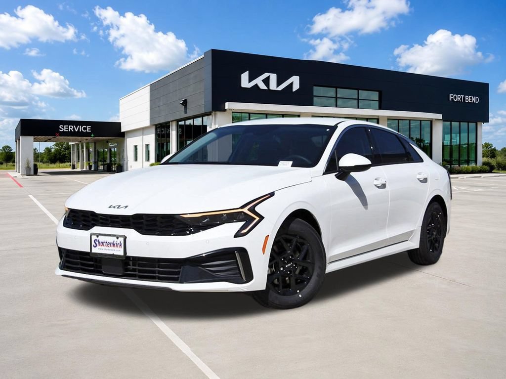 New 2026 Kia K5 LXS FWD image 1