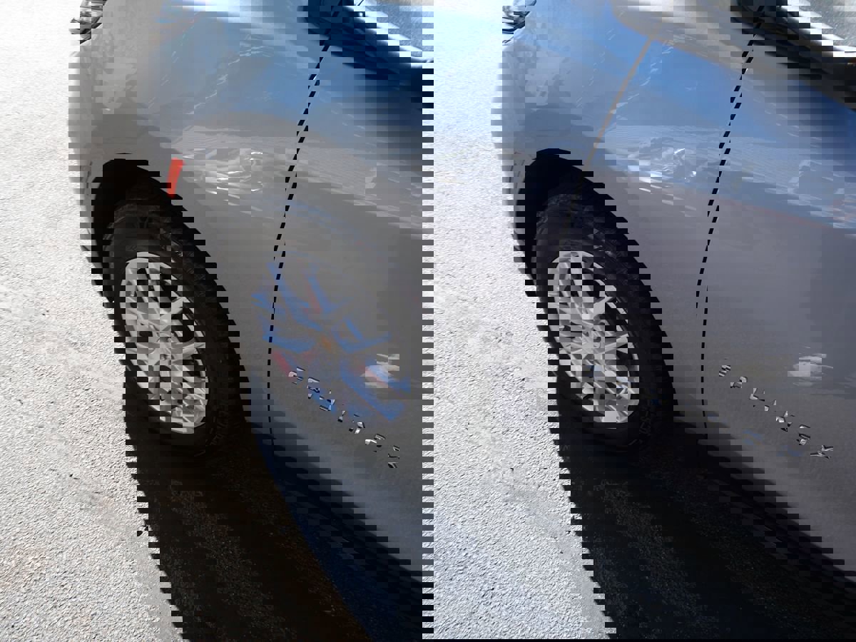 Used 2024 Chevrolet Equinox LS image 36