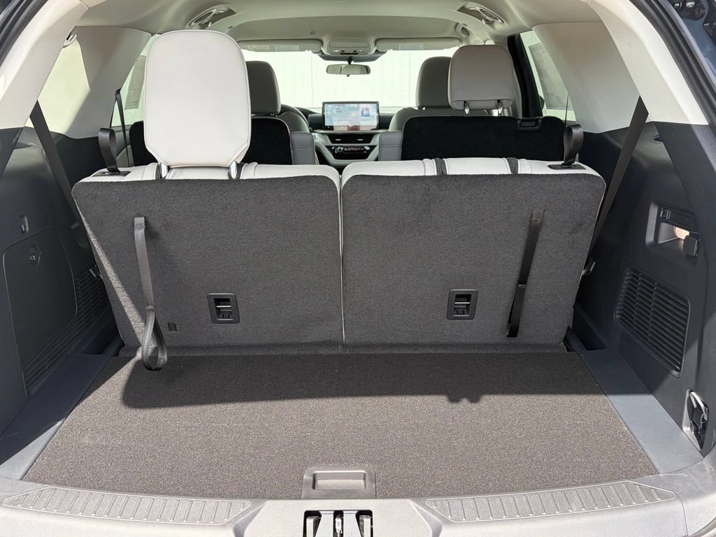 New 2026 Ford Explorer Active w/ Active Comfort Package AWD/4WD image 21