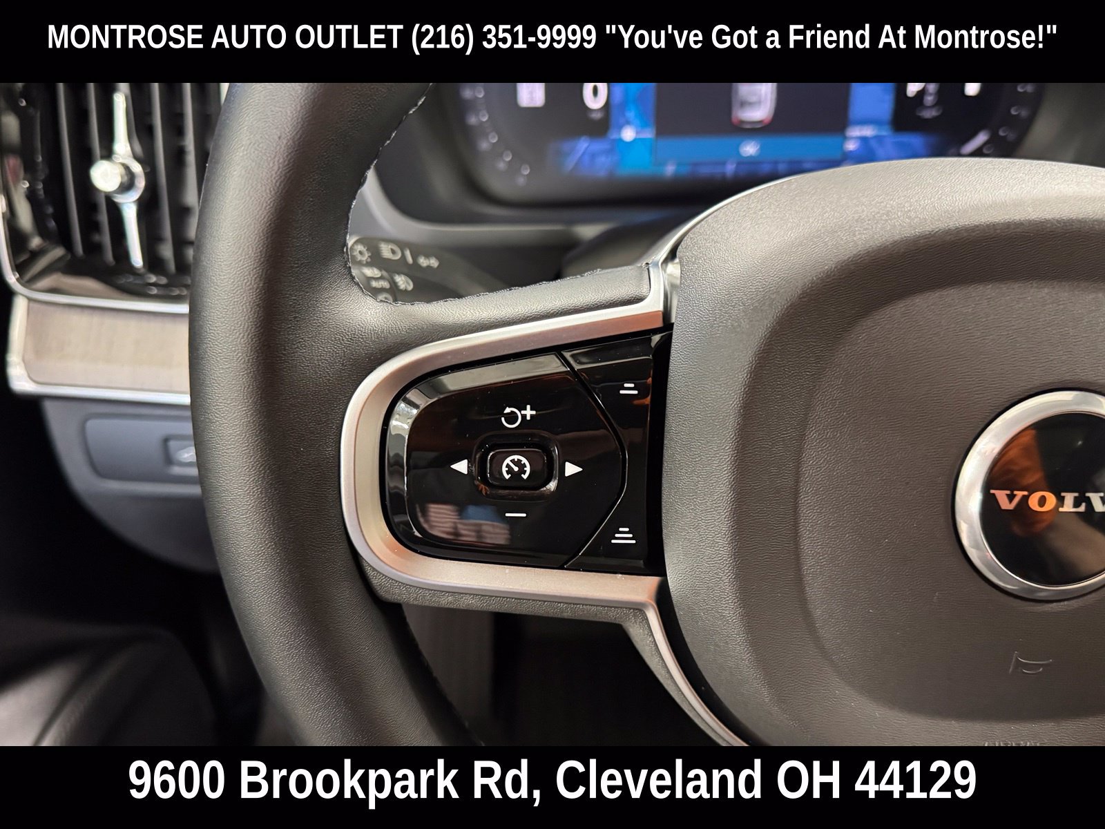Certified 2025 Volvo XC90 B6 Ultra w/ Protection Package Premier AWD/4WD image 21