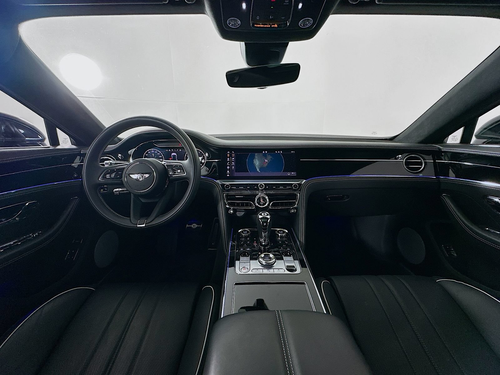 Used 2024 Bentley Flying Spur V8 AWD/4WD image 15