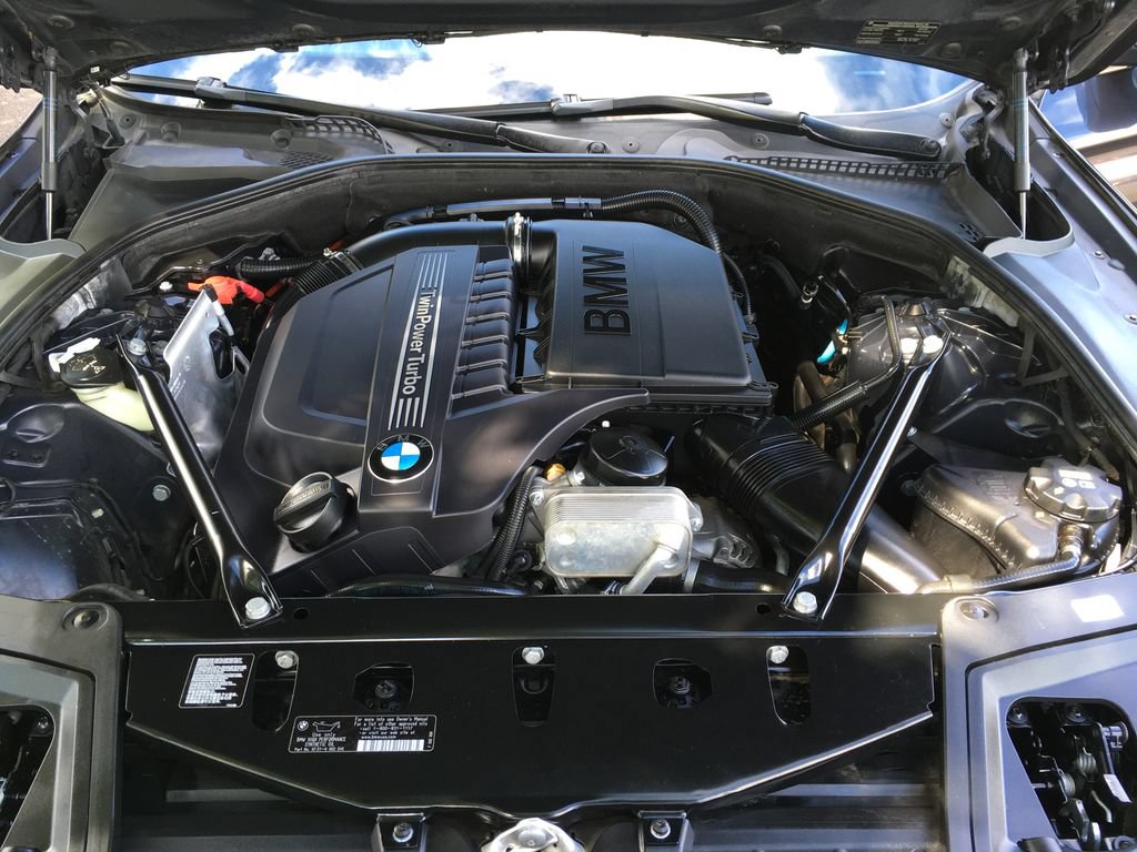 Used 2014 BMW 535i Sedan RWD image 12