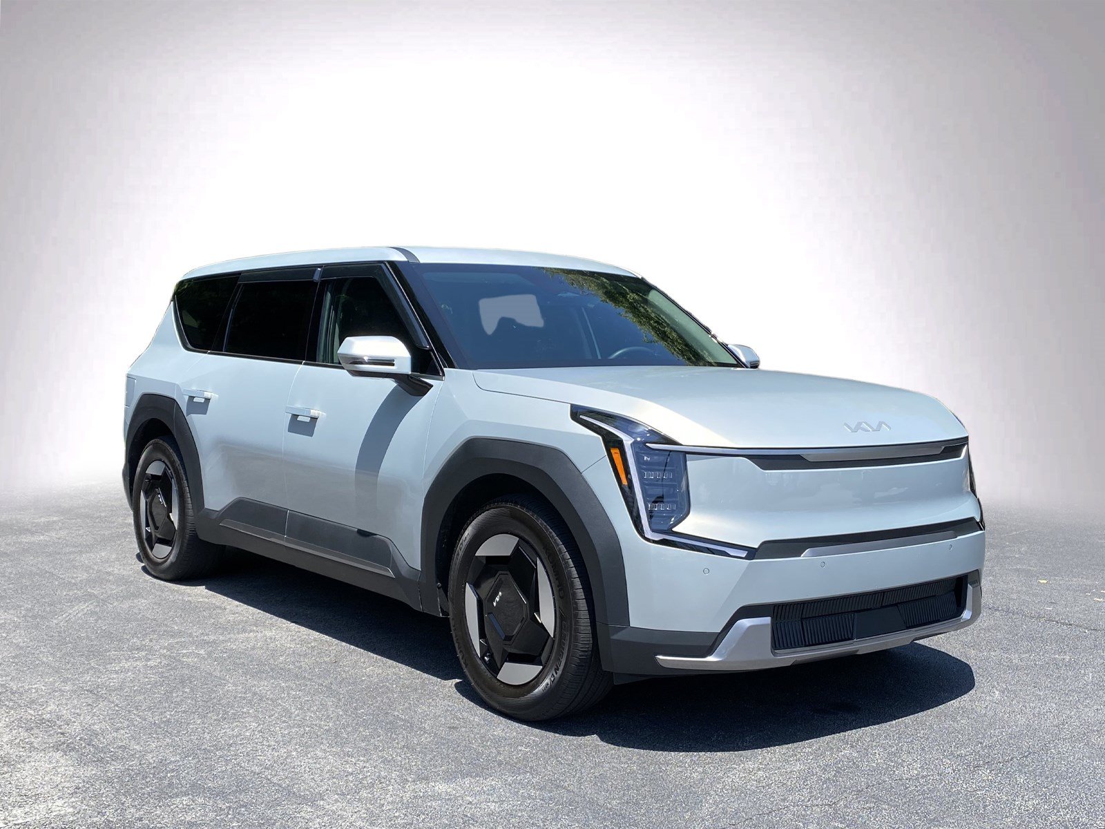 Used 2026 Kia EV9 Light RWD video 2